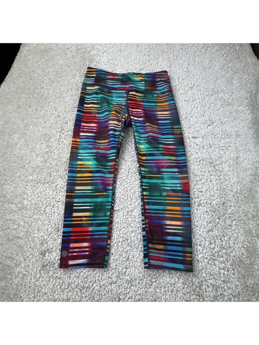 Athleta Laser Beam Sonar Capri Legging Womens Medium